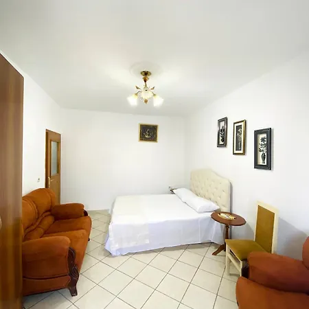 Lejlighed Gioli Center *